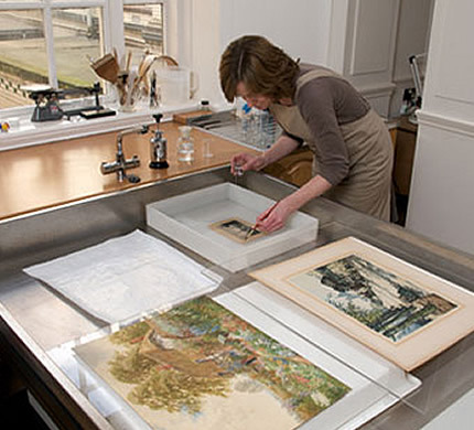 restoring-of-paper-and-paintings